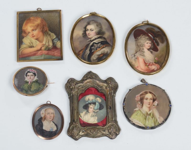 Lotto di sette miniature raffiguranti ritratti, XIX-XX secolo  - Asta Antiquariato - Cambi Casa d'Aste
