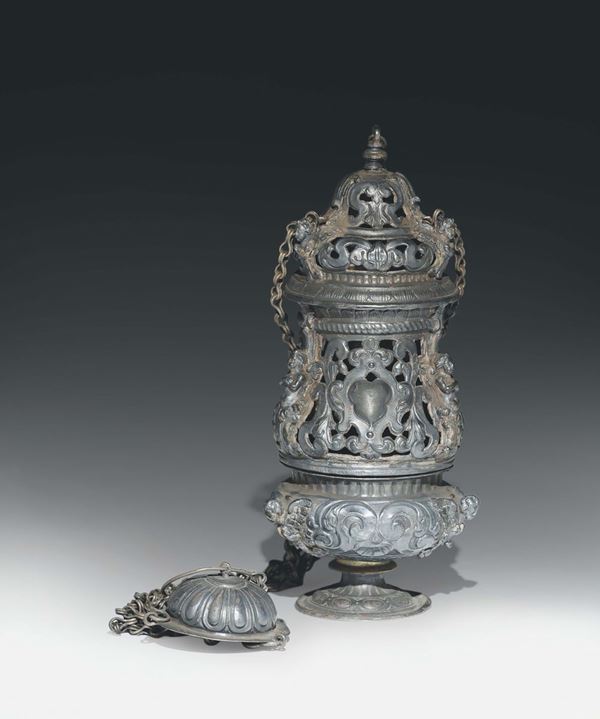 Turibolo in argento sbalzato e traforato, Napoli XVIII secolo