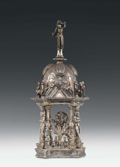 Elemento Architettonico in Argento Fuso e Cesellato. Spagna o Italia del Sud XVI-XVII Secolo (res...