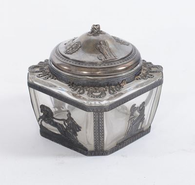Contenitore in Vetro e Argento con Allegoria della Scultura e della Pittura, XIX Secolo