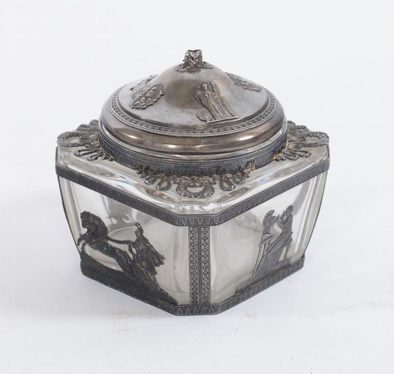 Contenitore in vetro e argento con allegoria della scultura e della pittura, XIX secolo  - Asta Antiquariato - Cambi Casa d'Aste