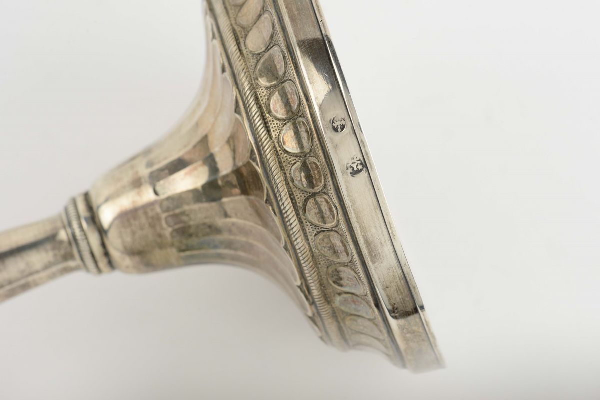 Coppia di Candelieri in Argento Sbalzato e Cesellato. Roma Seconda Metà del XVIII Secolo, Maestro...