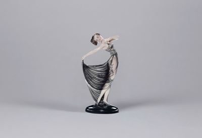 Josef Lorenzl - Goldscheider - Viennaballerina in Posa