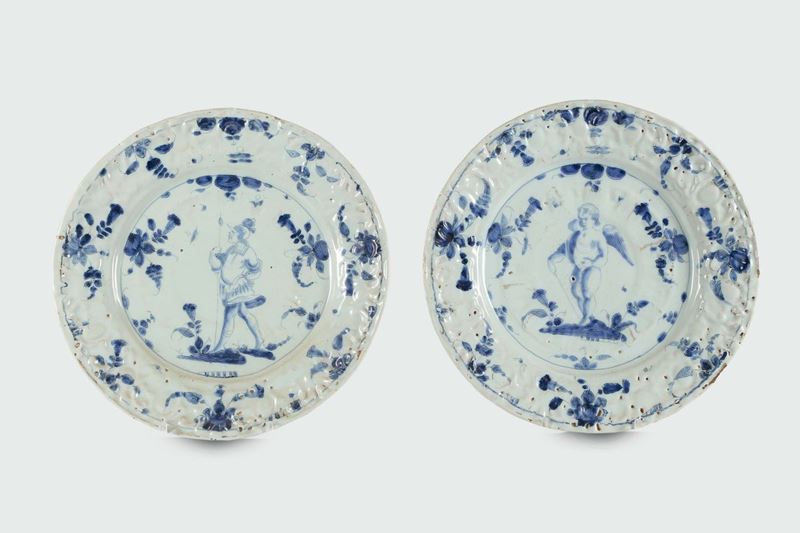 Coppia di piatti Savona, fine XVII - inizi XVIII secolo  - Auction Collectors' Majolica and Porcelain - Cambi Casa d'Aste