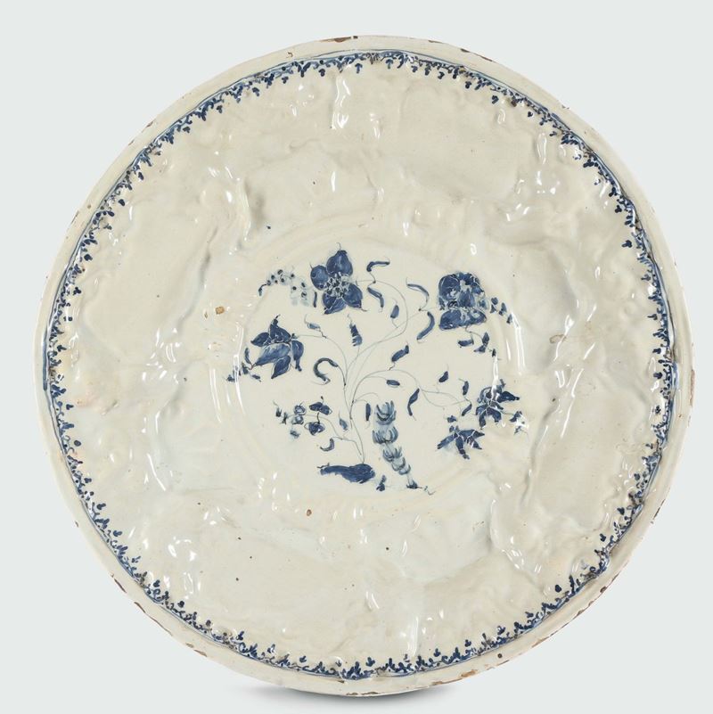 Grande piatto Savona, fine XVII - inizi XVIII secolo  - Asta Maioliche e Porcellane da Collezione - Cambi Casa d'Aste