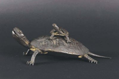 Scultura in Bronzo Raffigurante Tartaruga con Piccolo, Giappone, XVII Secolo
