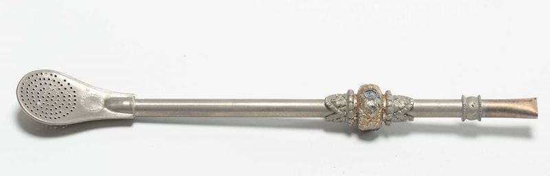 Cucchiaino per il mate in argento su asta decorata  - Asta Antiquariato - Cambi Casa d'Aste