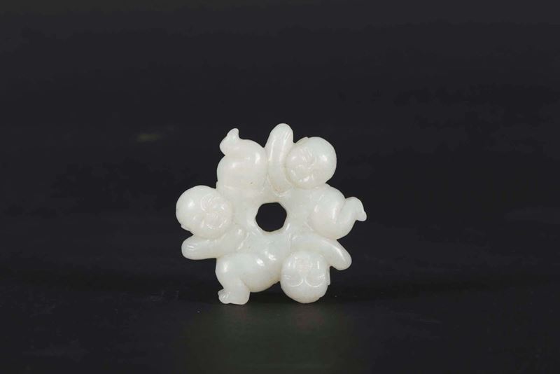 A white jade three children group, China, Qing Dynasty, 19th century  - Auction Fine Chinese Works of Art - Cambi Casa d'Aste