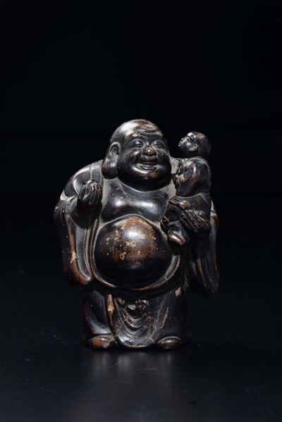 Figura di Budai in Pasta Eretto con Pesca e Fanciullo, Cina, XX Secolo
