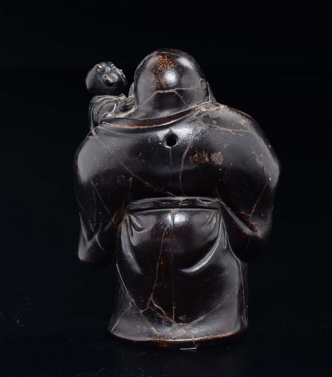 Figura di Budai in Pasta Eretto con Pesca e Fanciullo, Cina, XX Secolo