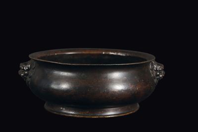 Incensiere in Bronzo con Manici a Maschera Taotie, Cina, Dinastia Ming, XVII Secolo