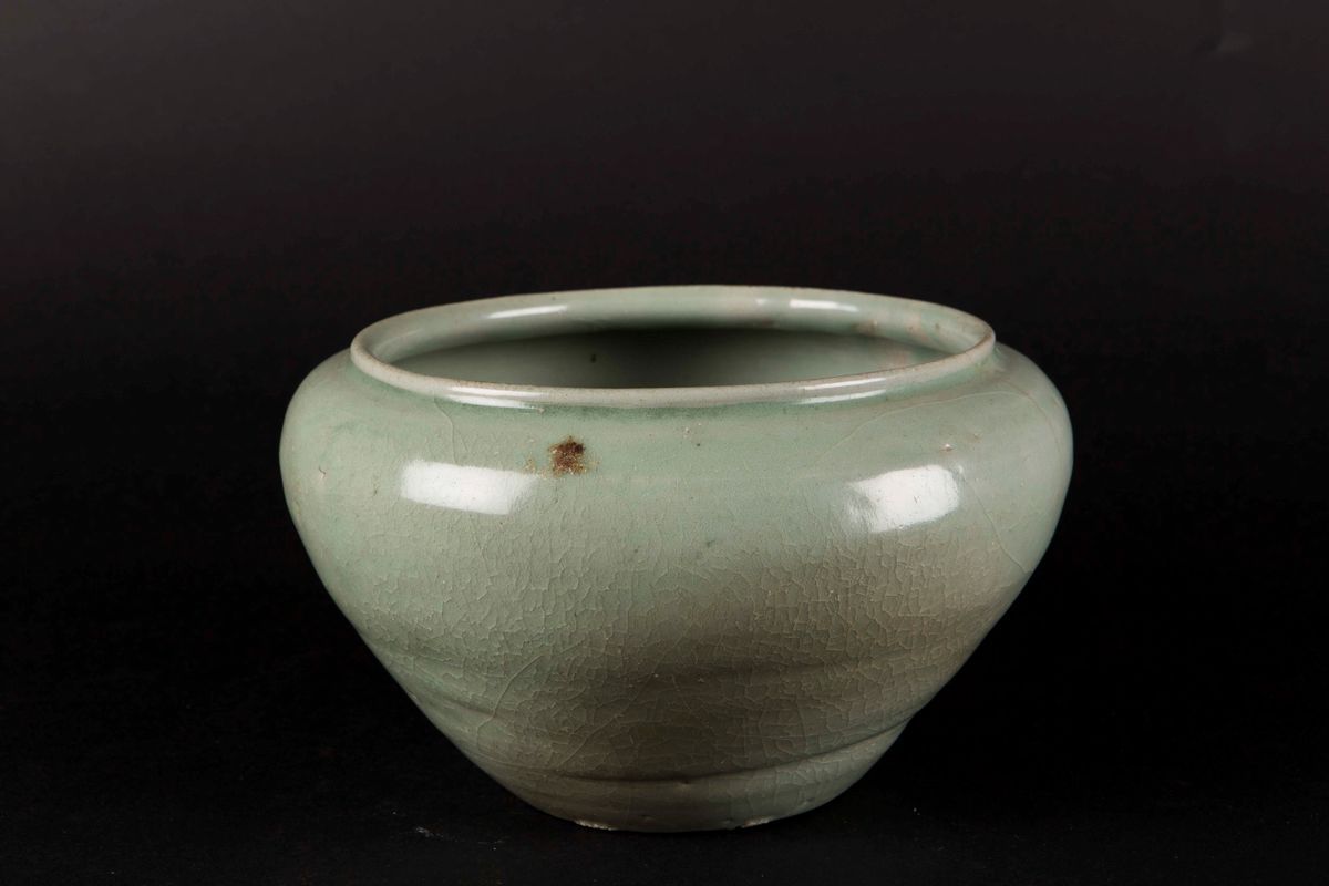 Giara in Grès a Smalto Celadon, Cina, Dinastia Song (960-1279)