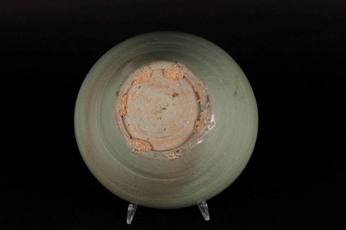 Giara in Grès a Smalto Celadon, Cina, Dinastia Song (960-1279)