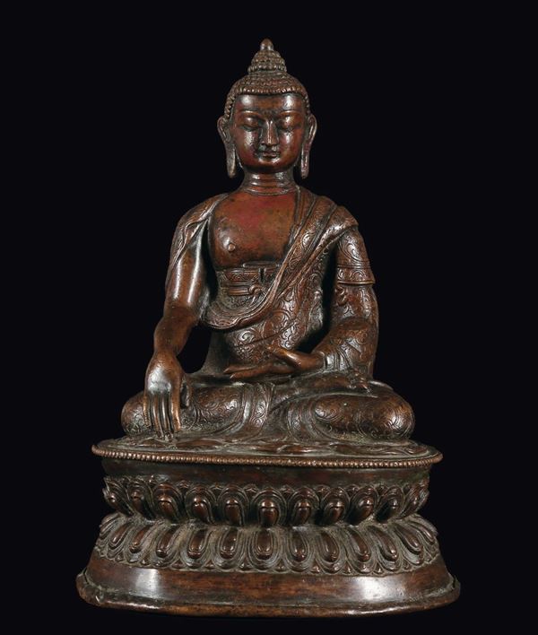 Buddha in rame seduto su doppio fiore di loto, Cina, Dinastia Ming, XVII secolo