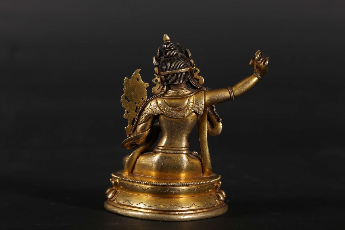 Figura di Manjusri in Bronzo Dorato su Fiore di Loto, Tibet, XVIII Secolo