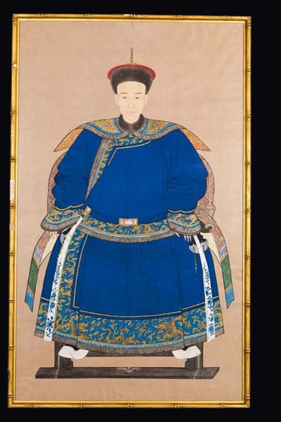 Coppia di Dipinti su Seta Incorniciati Raffiguranti Imperatore ed Imperatrice, Cina, Dinastia Qin...