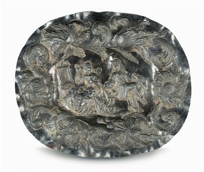 Vassoio da Parata in Argento Sbalzato e Cesellato, Italia (genova?) XVII-XVIII Secolo, Apparentem...