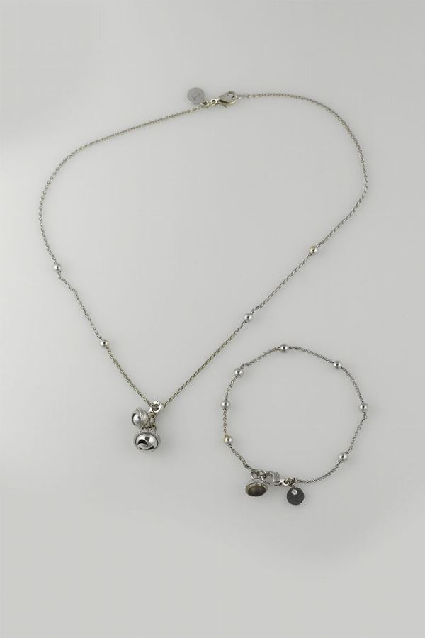 Piaget. Campanellino necklace and bracelet