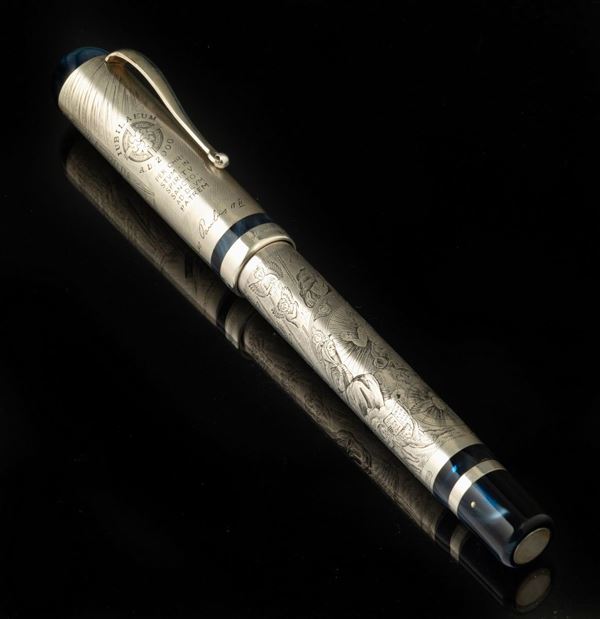 A Montegrappa Vatican 2000 Papal Pen special limited edition. Massif silver 925. Original box and documentation. NÂ°0033/2000
