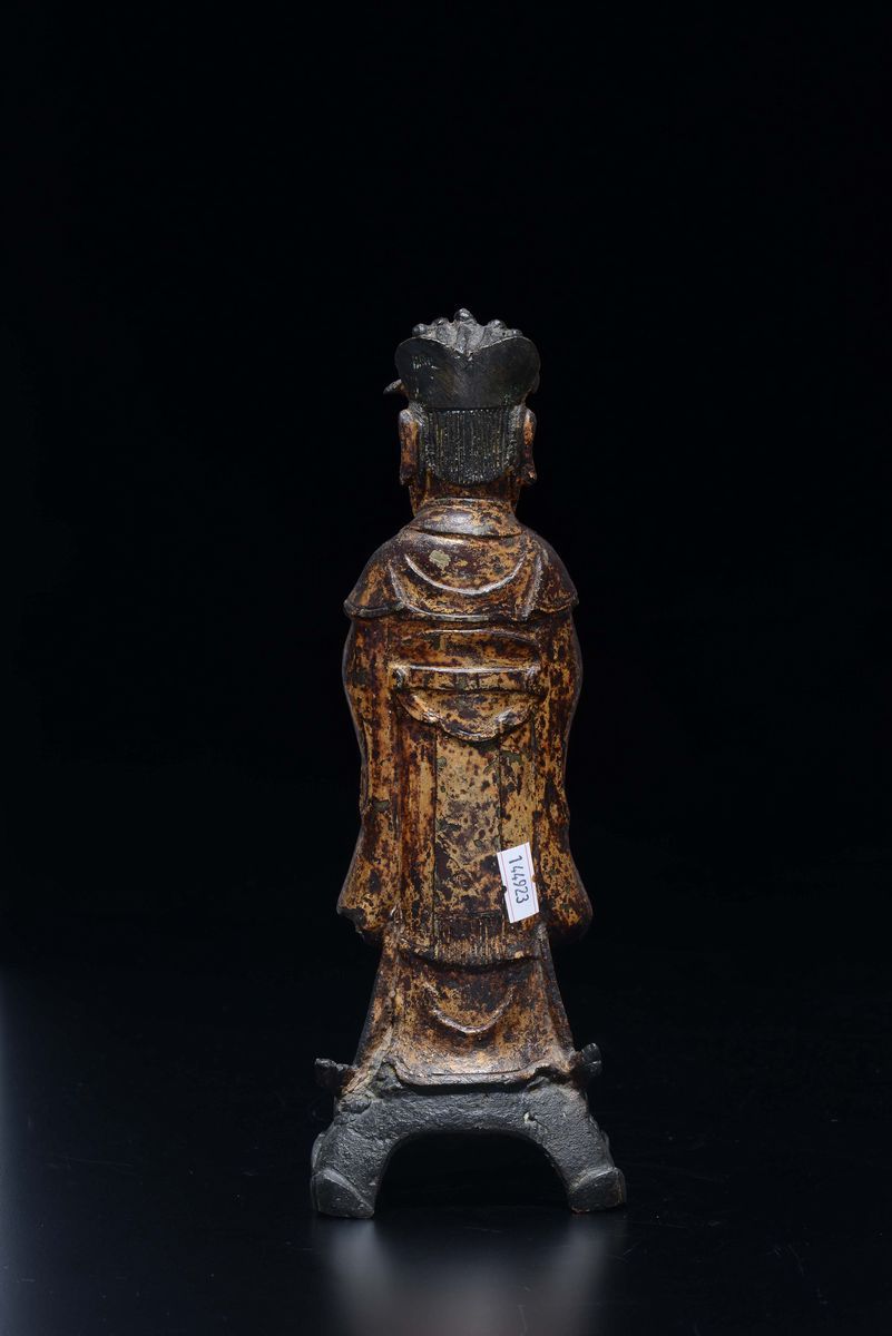 Figura di Dignitario in Bronzo con Tracce di Doratura, Cina, Dinastia Ming, XVII Secolo