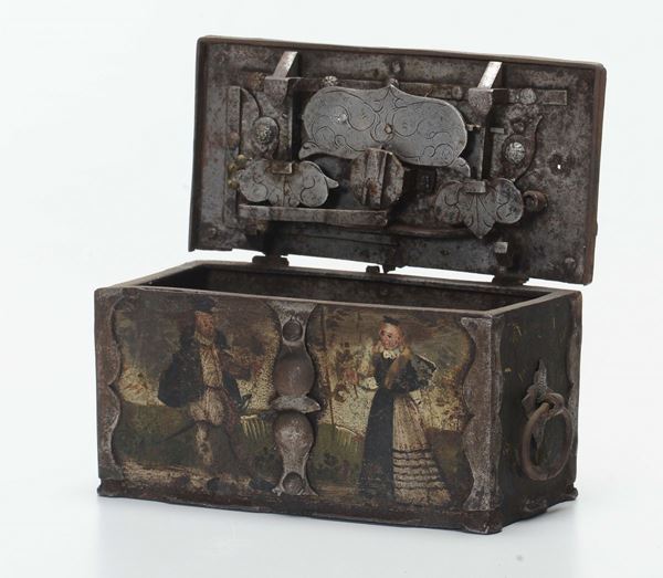 Forzierino in ferro con figure dipinte in policromia, XVIII secolo