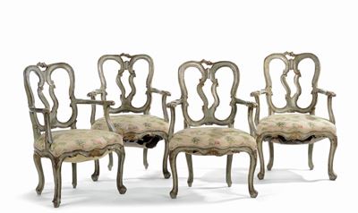 Quattro Poltroncine Luigi XV in Legno Intagliato e Laccato, XVIII Secolo