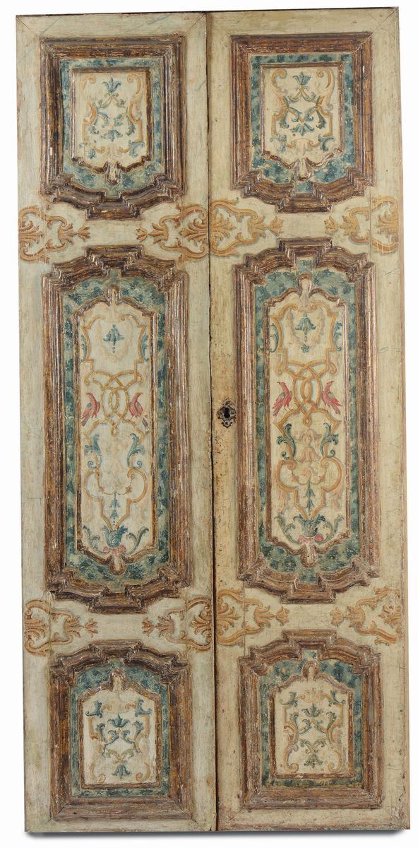 Tre porte a due ante in legno laccato, XVIII secolo  - Asta Antiquariato - Cambi Casa d'Aste