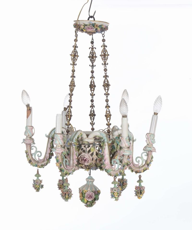 Lampadario a sei luci in porcellana policroma, XIX secolo  - Auction Asta a Tempo Antiquariato - Cambi Casa d'Aste