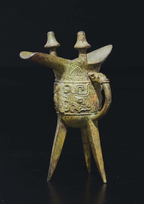 An archaistic bronze ritual tripod wine vessel, China, Ming Dynasty, 17th century