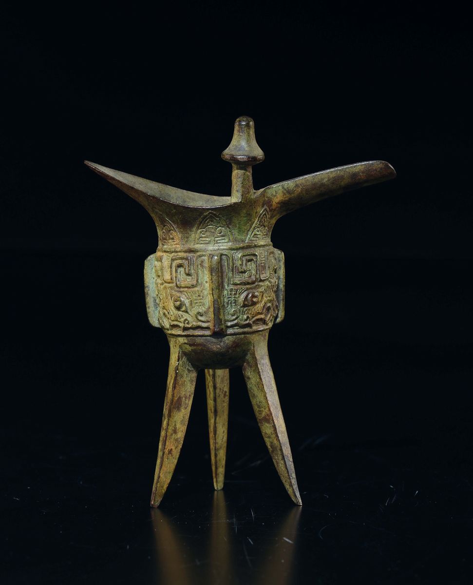 Coppa da Libagione Rituale in Bronzo di Gusto Arcaico, Cina, Dinastia Ming, XVII Secolo