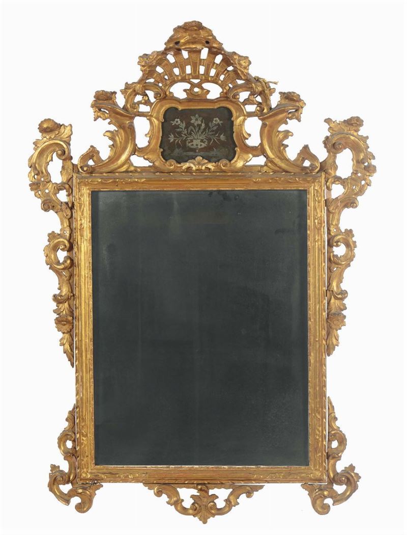 Specchiera Luigi XV in legno dorato e intagliato, Venezia XVIII secolo  - Asta Importanti Oggetti e Arredi - Cambi Casa d'Aste