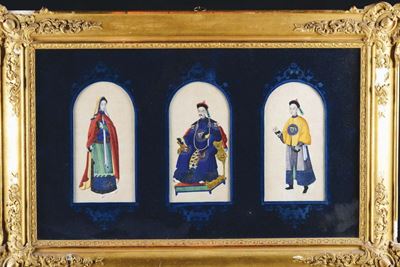 Coppia di Quadretti con Immagini di Dignitari e Guanyin Entro Cornici Dorate, Cina, Dinastia Qing...