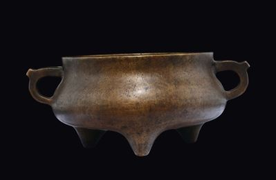 Incensiere Tripode in Bronzo con Manici, Cina, Dinastia Ming, XVII Secolo