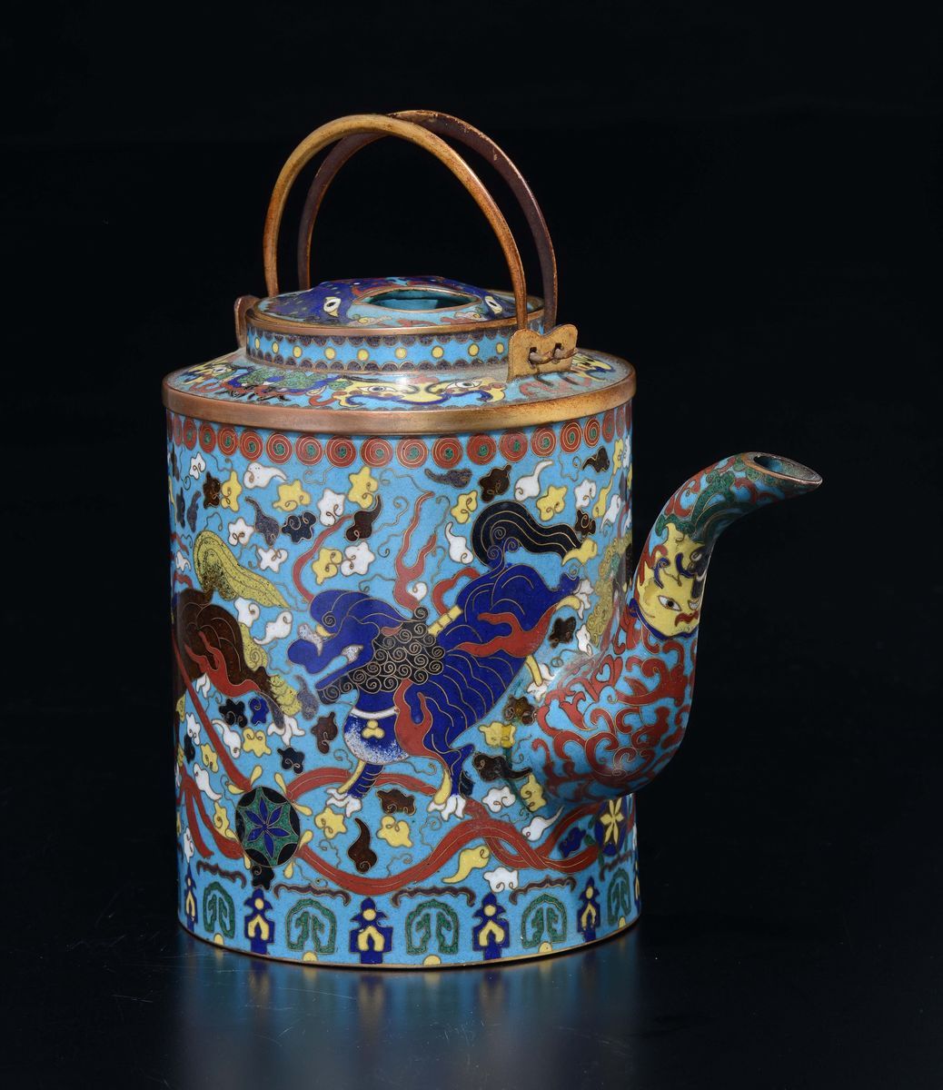 Teiera a Smalti Cloisonnè con Immagini di Cani di Pho, Cina, XX Secolo