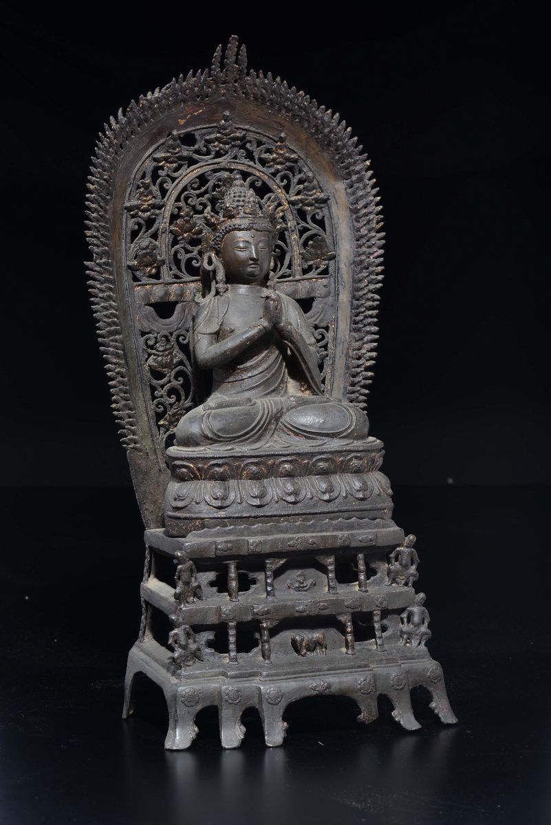 Grande Figura di Buddha con Aura in Bronzo Seduto su Doppio Fiore di Loto, Cina, Dinastia Ming, X...