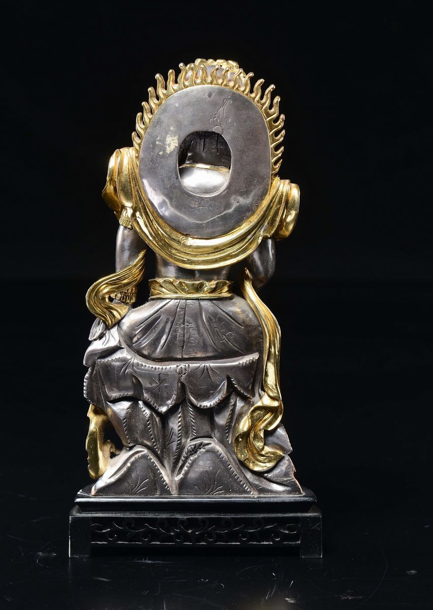 Figura di Divinità in Metallo Argentato e Dorato, XX Secolo