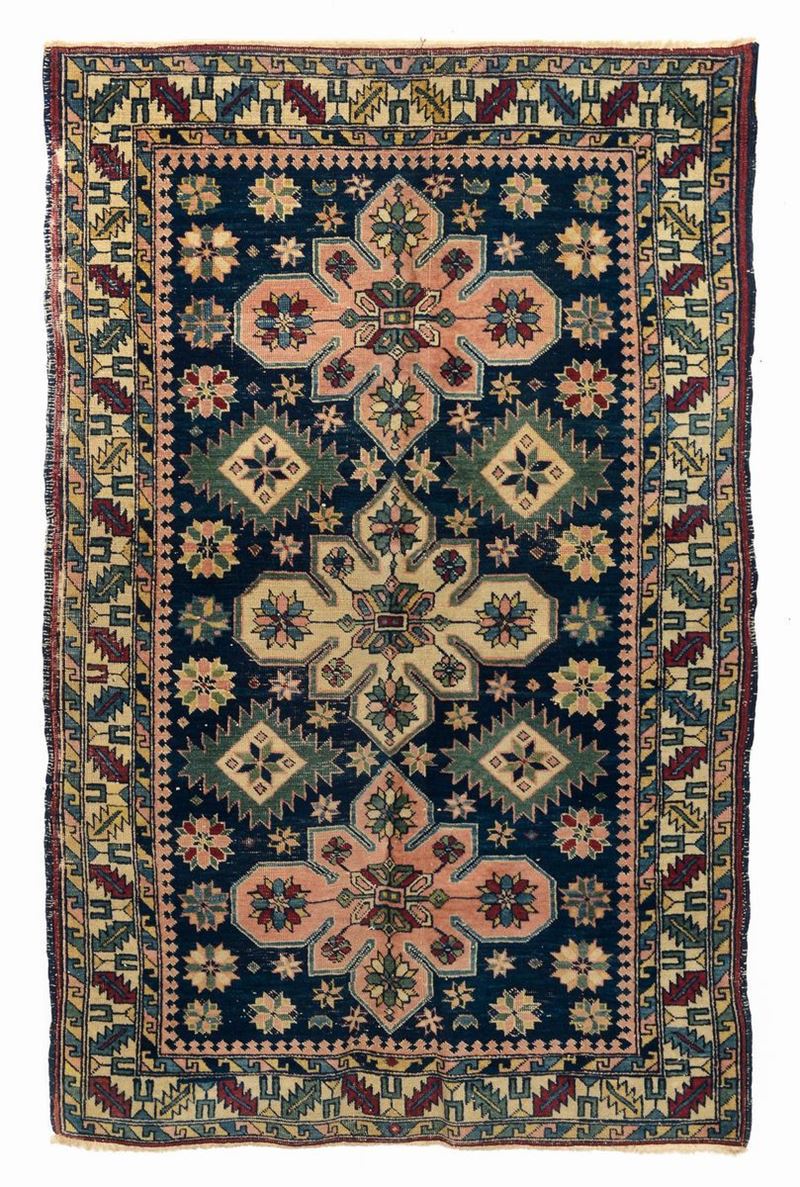 Tappeto caucasico Shirvan Karagali, inizio XX secolo  - Auction Fine Art - Cambi Casa d'Aste