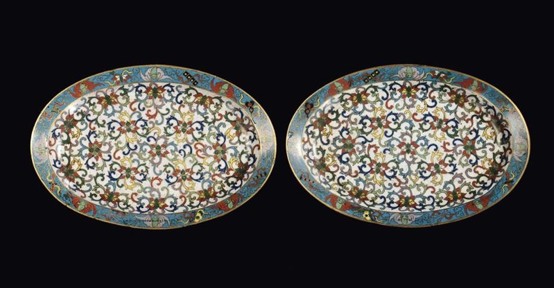 A pair of small cloisonné enamel trays, China, Qing Dynasty, Jiaqing Period (1796-1820)  - Auction Fine Chinese Works of Art - Cambi Casa d'Aste