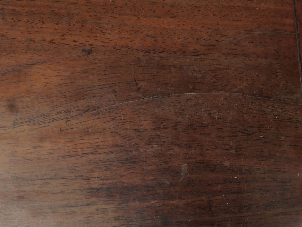 Coppia di Poltrone in Legno di Homu con Schienale Traforato, Cina, Dinastia Qing, Periodo Daoguan...