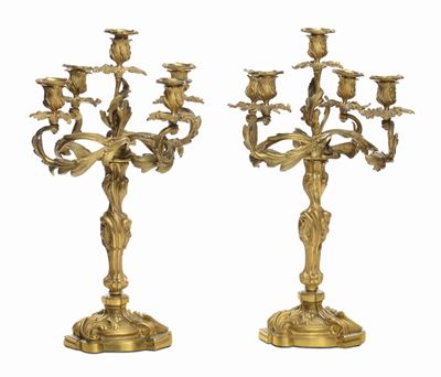 Coppia di Candelieri in Bronzo Dorato a Cinque Bracci, XVIII-XIX Secolo