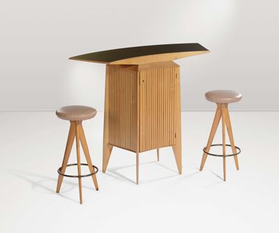 Mobile Bar con Coppia di Sgabelli in Legno D'acero.