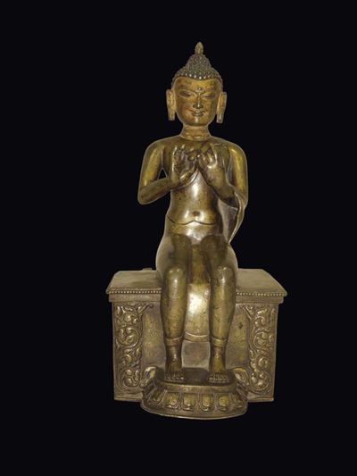 Grande ed Importante Figura di Bodhisattva Maitreya in Bronzo Dorato, Tibet, Dinastia Song, XIII ...