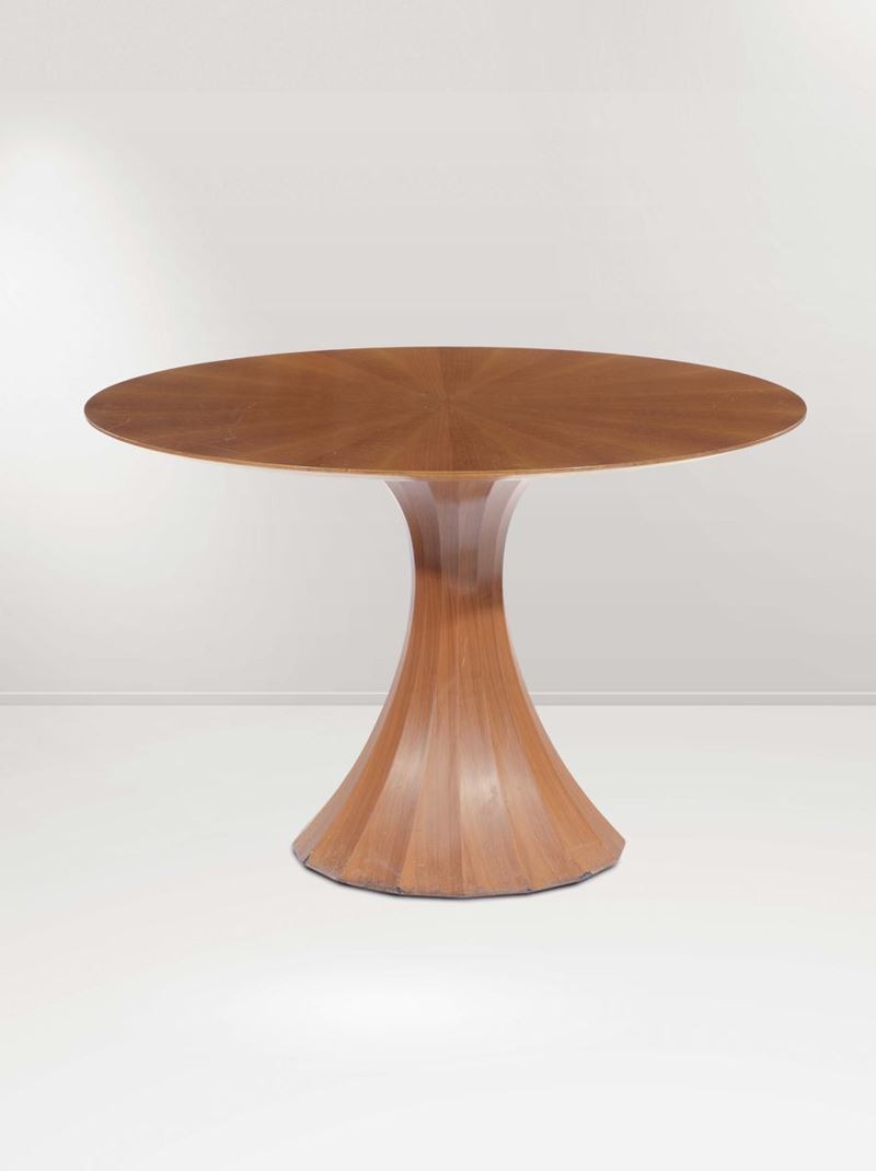 Tavolo in noce con base poligonale.  - Asta Design - II - Cambi Casa d'Aste