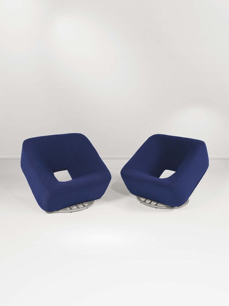 Poltrone in metallo verniciato e tessuto.  - Auction Design - III - Cambi Casa d'Aste