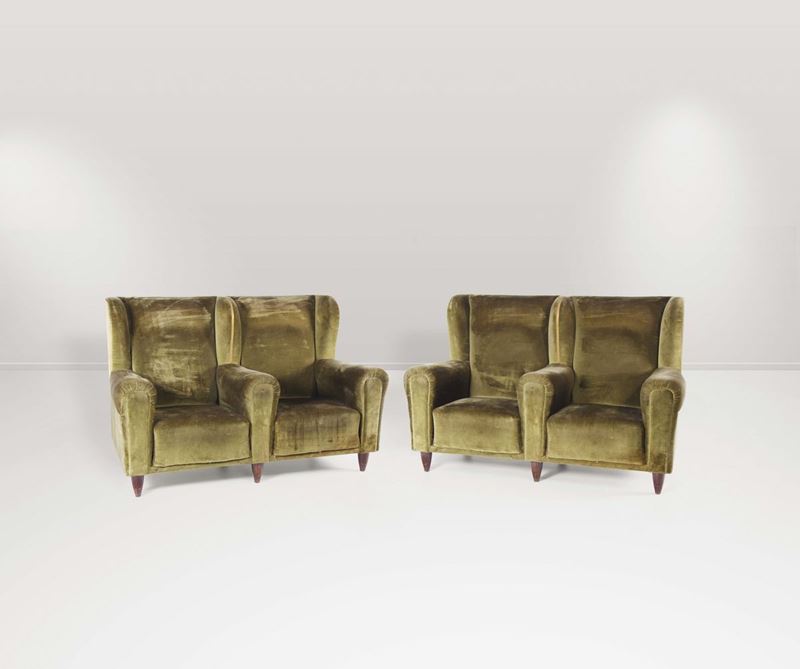 Coppia di divani in legno con rivestimenti in velluto.  - Auction Design - III - Cambi Casa d'Aste