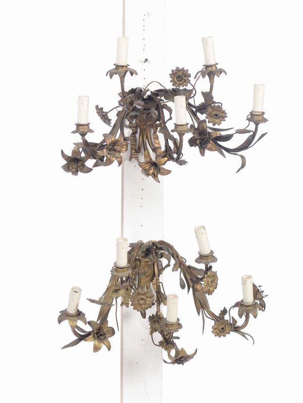 Quattro appliques in bronzo a cinque luci, XIX secolo