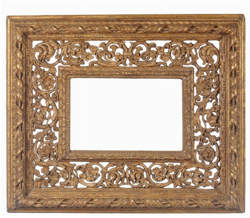 Cornice intagliata a traforo e laccata, Toscana XVII-XVIII secolo  - Auction Fine Old Frames - Cambi Casa d'Aste