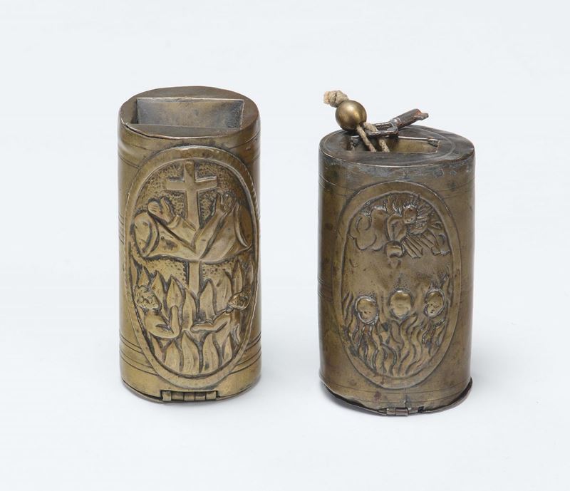 Due piccoli elemosinieri da viaggio, XVII secolo  - Auction Fine Art - Cambi Casa d'Aste