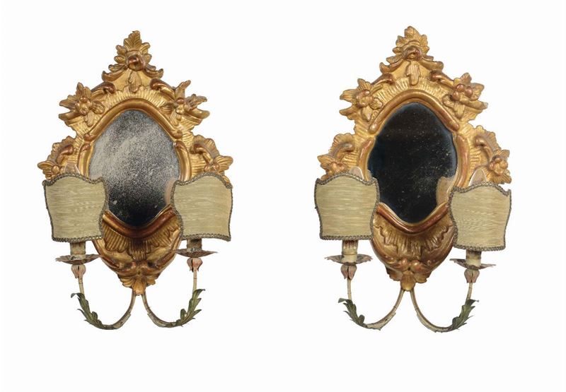 Coppia di ventoline in legno intagliato e dorato, XIX secolo  - Auction Fine Old Frames - Cambi Casa d'Aste