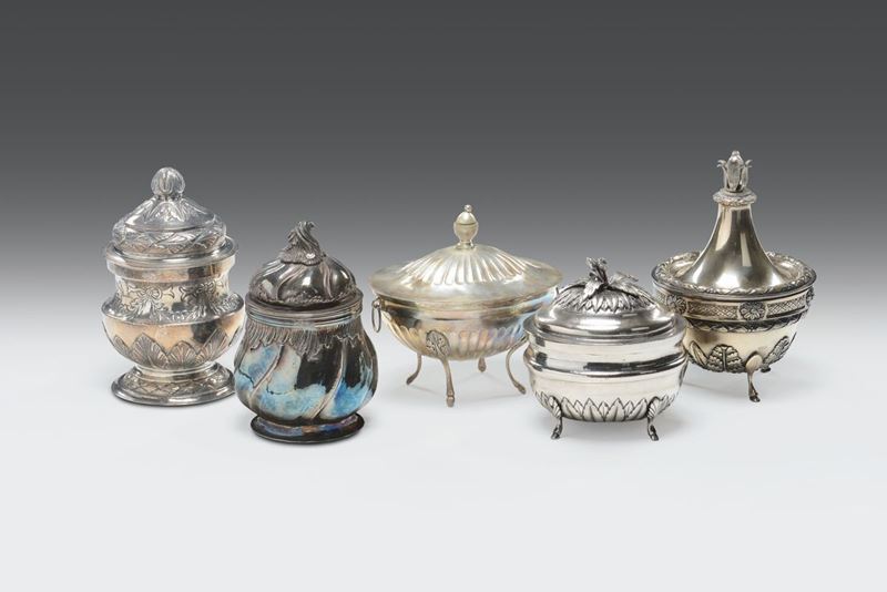 Cinque modelli in metallo argentato per zuccheriere in stile genovese, XX secolo  - Asta Argenti da Collezione e Objets de Vertu - Cambi Casa d'Aste